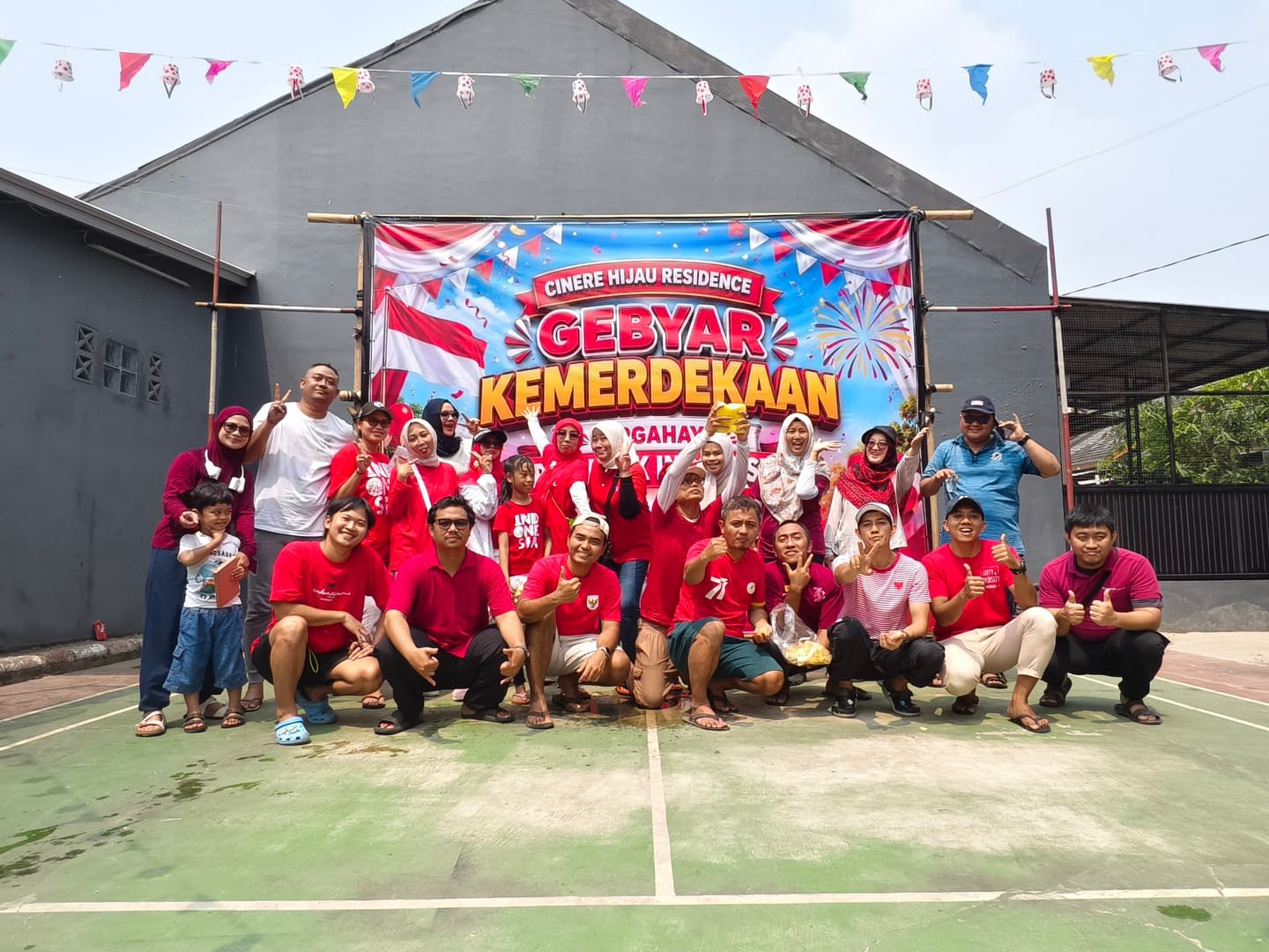 Foto Bersama Warga